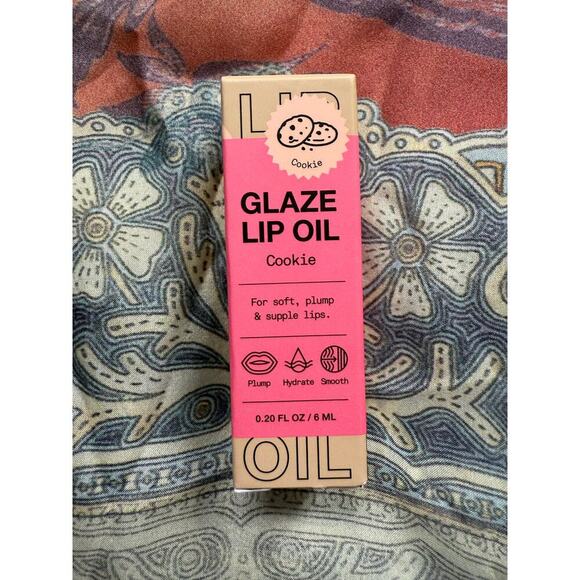 Innbeauty Glaze Lip Oil in Cookie New in Box - Picture 4 of 6